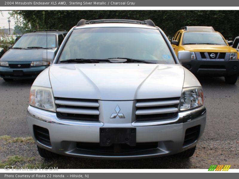 Sterling Silver Metallic / Charcoal Gray 2004 Mitsubishi Endeavor XLS AWD