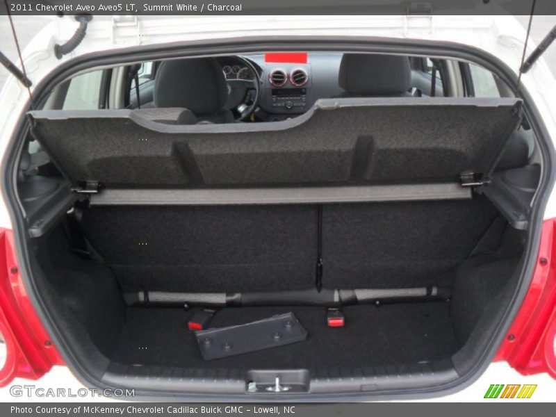  2011 Aveo Aveo5 LT Trunk