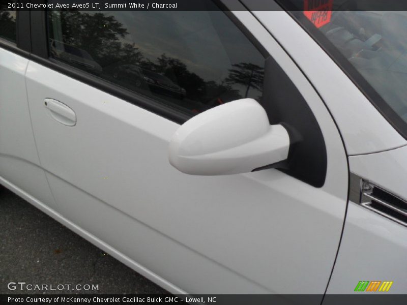 Summit White / Charcoal 2011 Chevrolet Aveo Aveo5 LT
