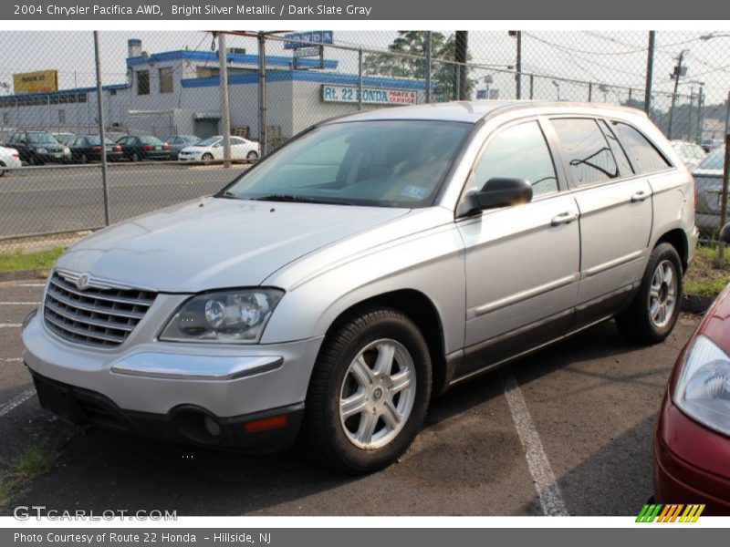 Bright Silver Metallic / Dark Slate Gray 2004 Chrysler Pacifica AWD