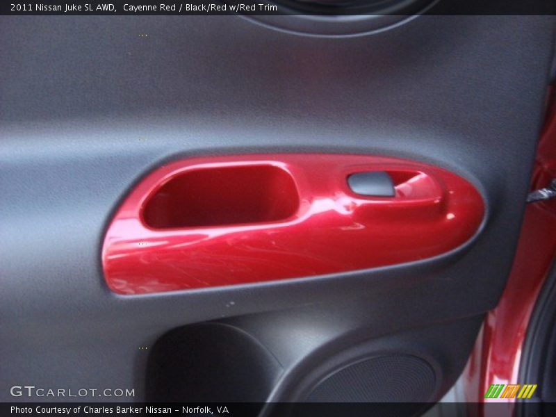 Door Panel of 2011 Juke SL AWD