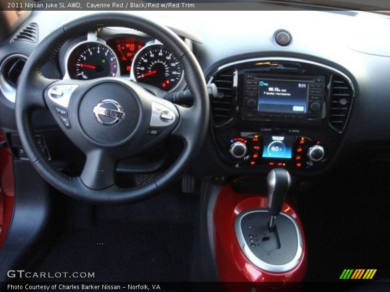 Dashboard of 2011 Juke SL AWD