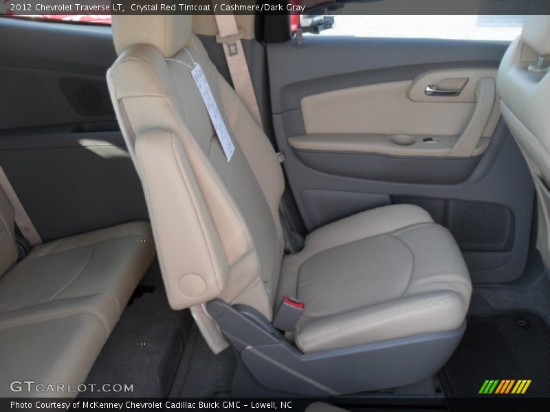  2012 Traverse LT Cashmere/Dark Gray Interior