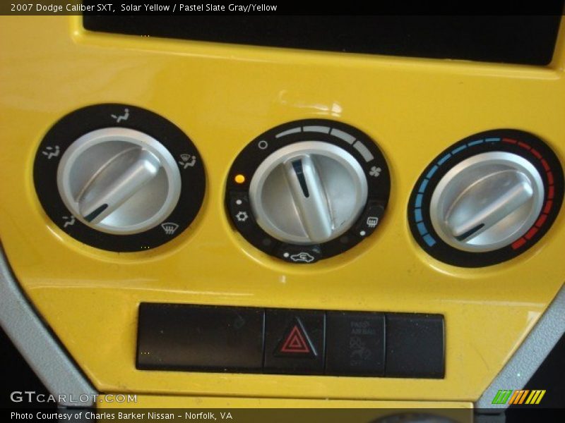 Controls of 2007 Caliber SXT