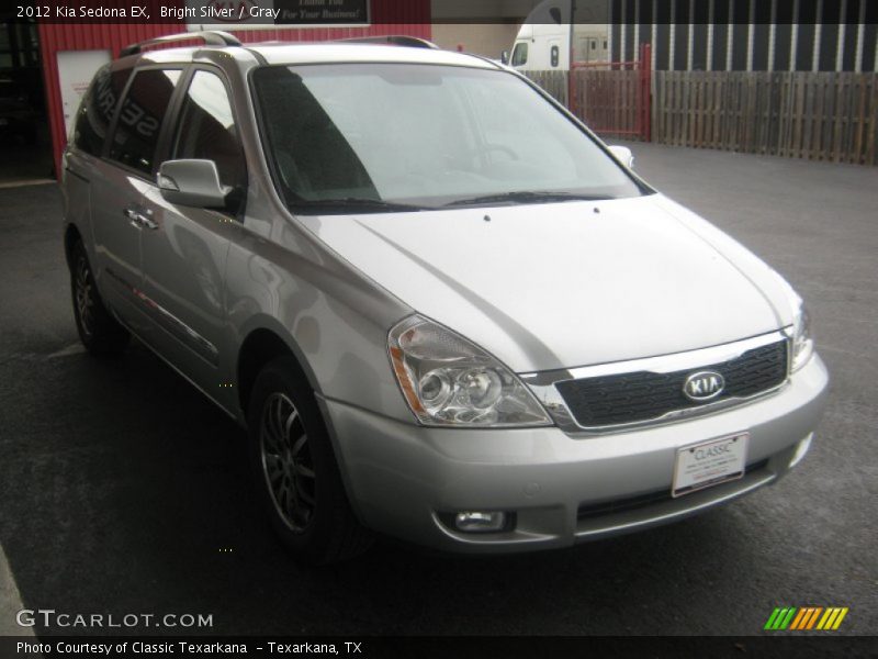 Bright Silver / Gray 2012 Kia Sedona EX