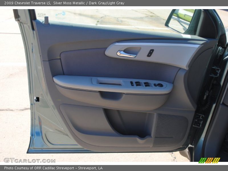 Silver Moss Metallic / Dark Gray/Light Gray 2009 Chevrolet Traverse LS