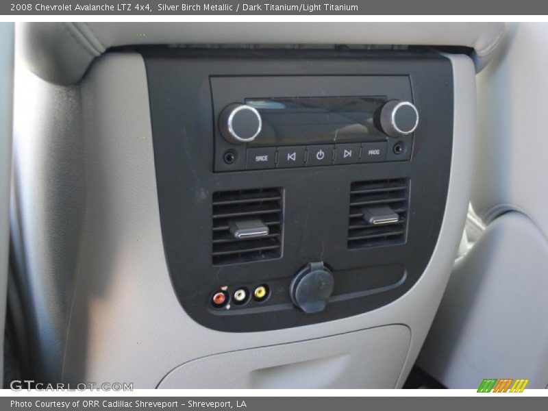 Silver Birch Metallic / Dark Titanium/Light Titanium 2008 Chevrolet Avalanche LTZ 4x4