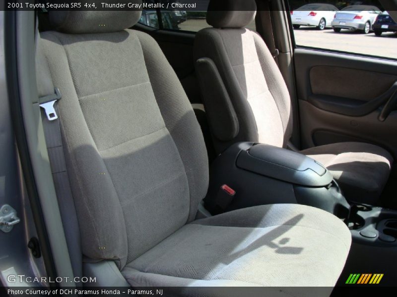 Thunder Gray Metallic / Charcoal 2001 Toyota Sequoia SR5 4x4