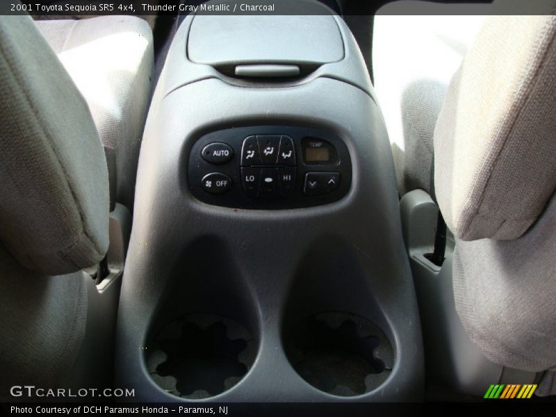 Thunder Gray Metallic / Charcoal 2001 Toyota Sequoia SR5 4x4
