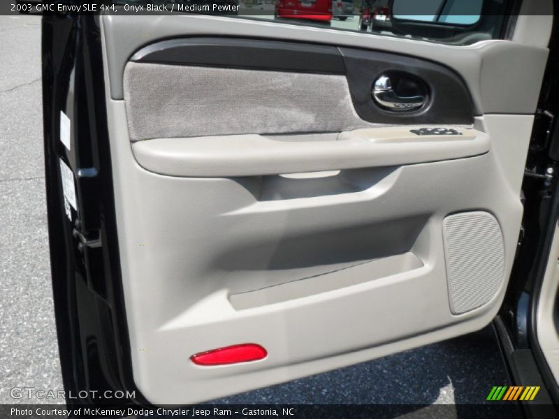 Onyx Black / Medium Pewter 2003 GMC Envoy SLE 4x4