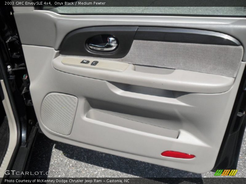 Onyx Black / Medium Pewter 2003 GMC Envoy SLE 4x4