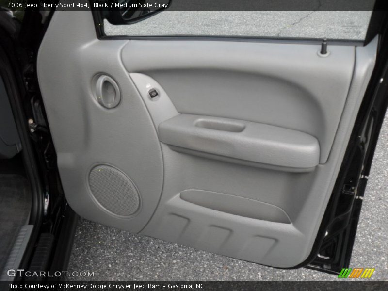 Black / Medium Slate Gray 2006 Jeep Liberty Sport 4x4