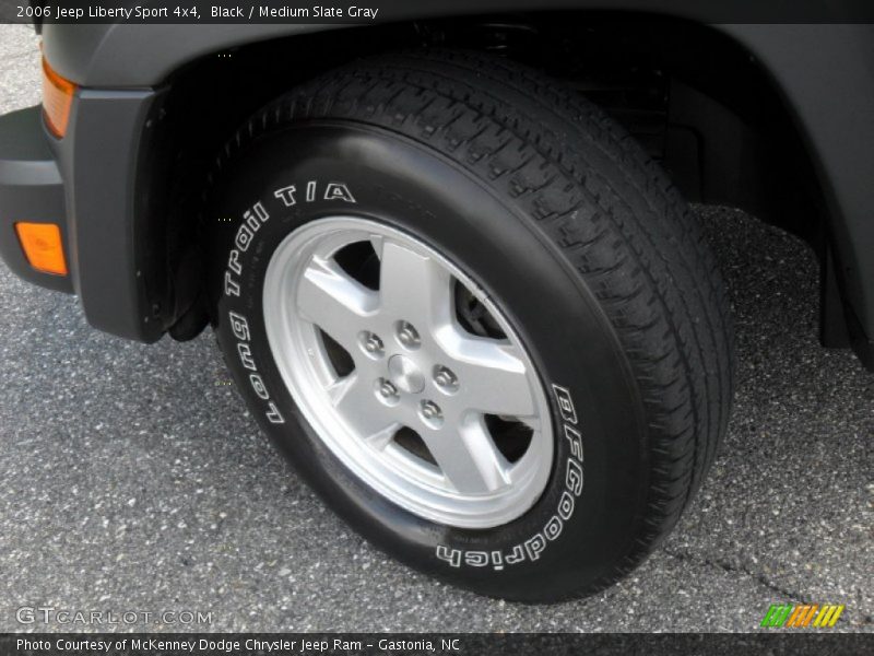 Black / Medium Slate Gray 2006 Jeep Liberty Sport 4x4