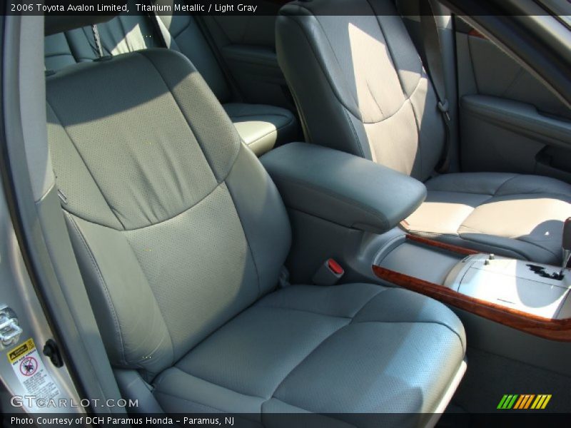 Titanium Metallic / Light Gray 2006 Toyota Avalon Limited
