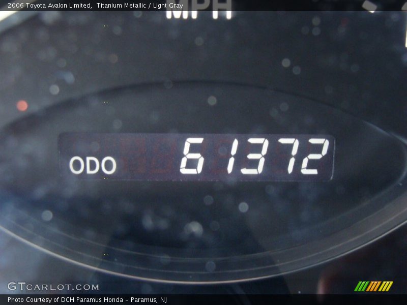 Titanium Metallic / Light Gray 2006 Toyota Avalon Limited