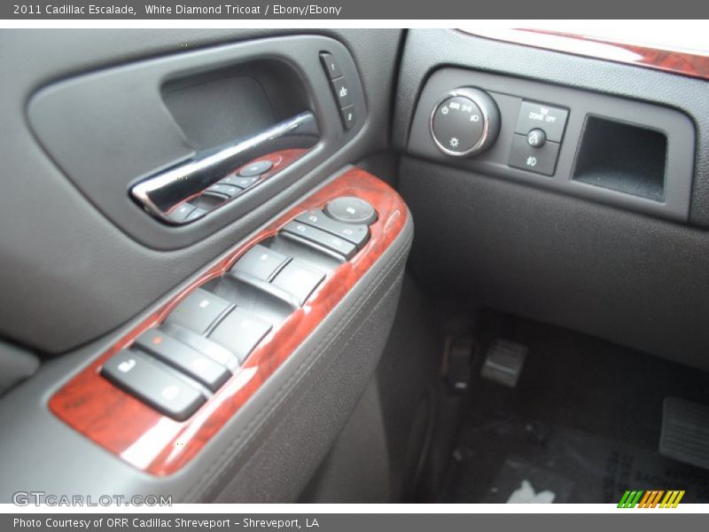 Controls of 2011 Escalade 