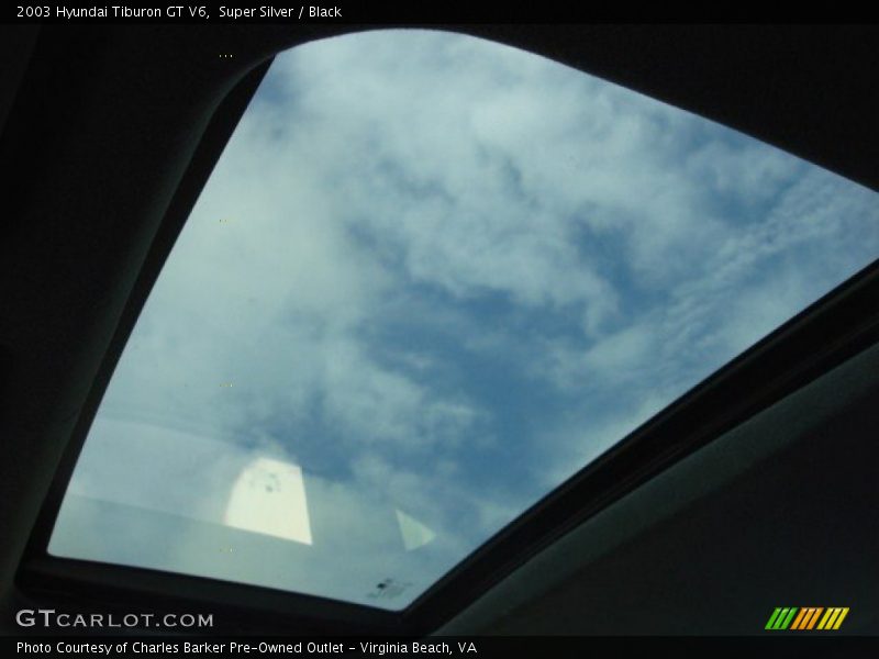Sunroof of 2003 Tiburon GT V6