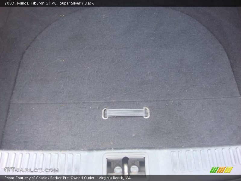  2003 Tiburon GT V6 Trunk