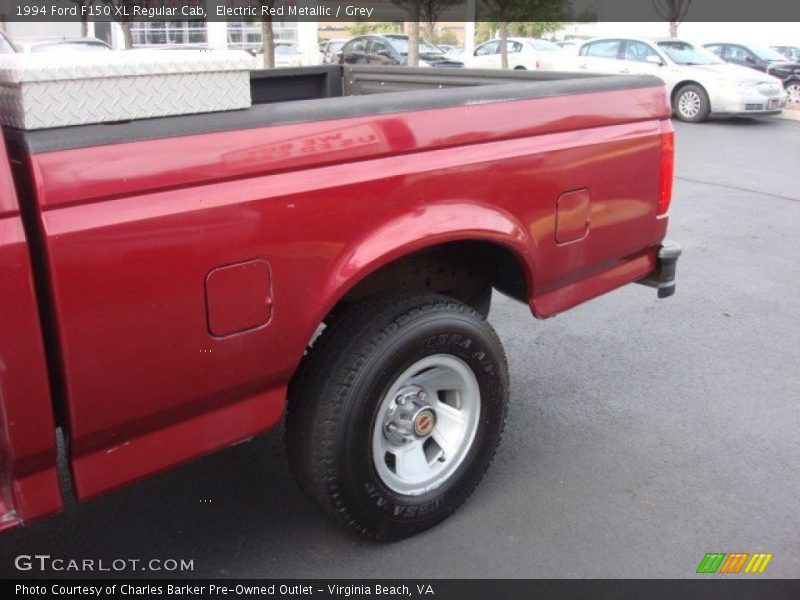 Electric Red Metallic / Grey 1994 Ford F150 XL Regular Cab