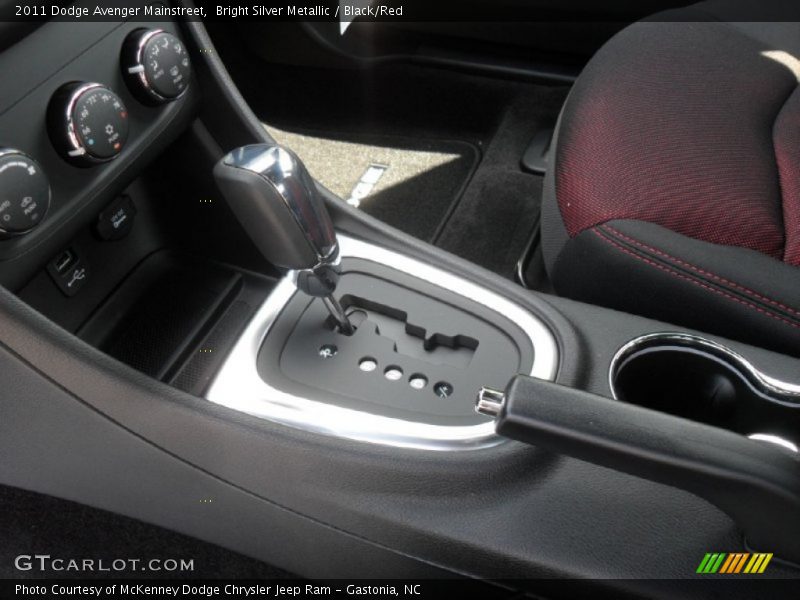 Bright Silver Metallic / Black/Red 2011 Dodge Avenger Mainstreet