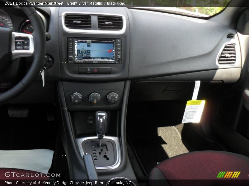 Bright Silver Metallic / Black/Red 2011 Dodge Avenger Mainstreet