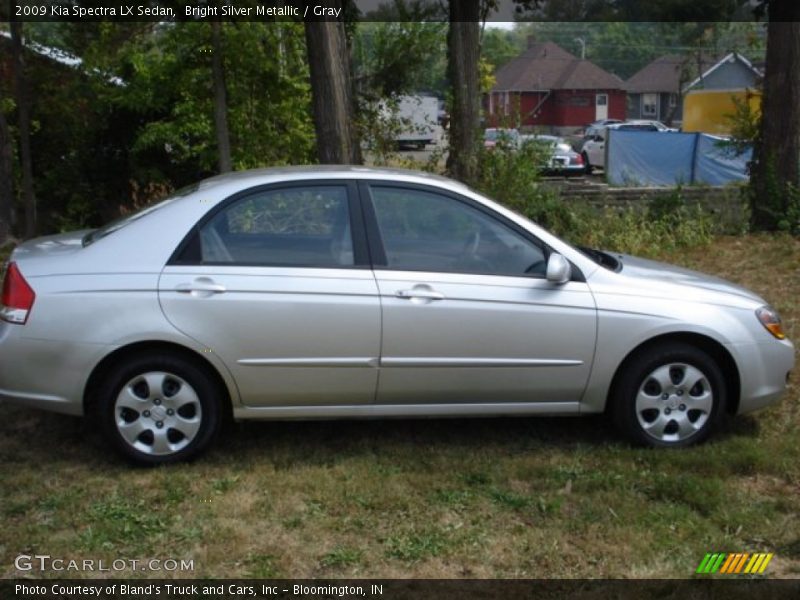 Bright Silver Metallic / Gray 2009 Kia Spectra LX Sedan