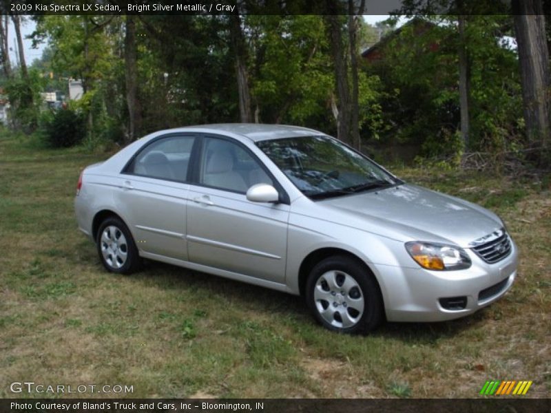 Bright Silver Metallic / Gray 2009 Kia Spectra LX Sedan