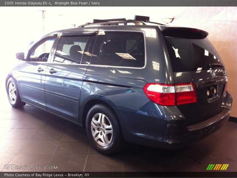 Midnight Blue Pearl / Ivory 2005 Honda Odyssey EX-L