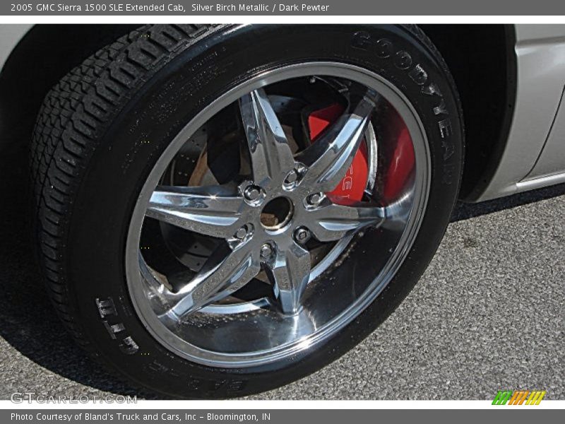 Silver Birch Metallic / Dark Pewter 2005 GMC Sierra 1500 SLE Extended Cab