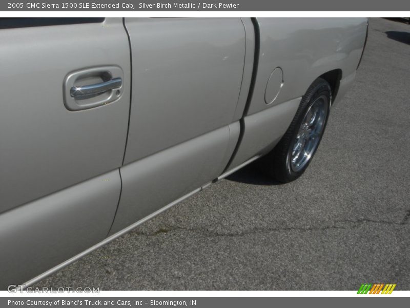 Silver Birch Metallic / Dark Pewter 2005 GMC Sierra 1500 SLE Extended Cab