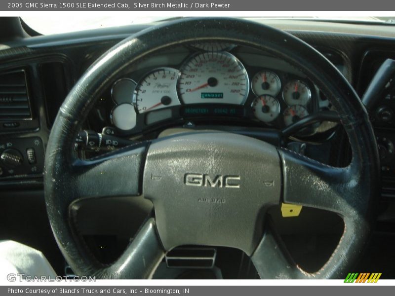 Silver Birch Metallic / Dark Pewter 2005 GMC Sierra 1500 SLE Extended Cab