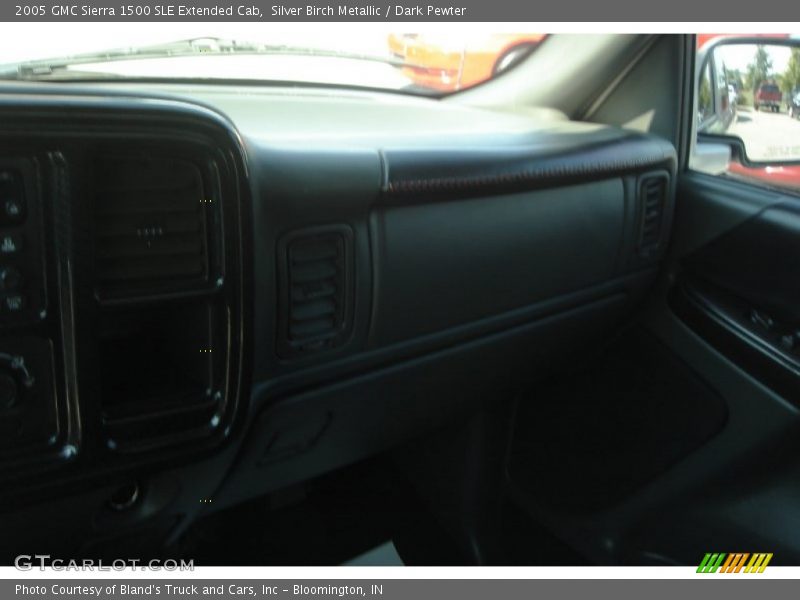 Silver Birch Metallic / Dark Pewter 2005 GMC Sierra 1500 SLE Extended Cab