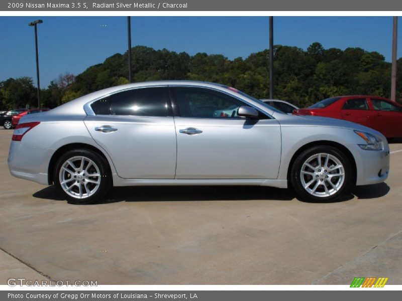 Radiant Silver Metallic / Charcoal 2009 Nissan Maxima 3.5 S