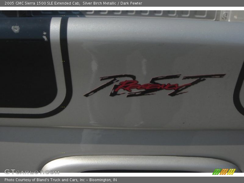 Silver Birch Metallic / Dark Pewter 2005 GMC Sierra 1500 SLE Extended Cab