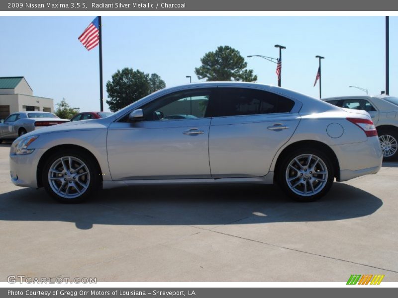 Radiant Silver Metallic / Charcoal 2009 Nissan Maxima 3.5 S