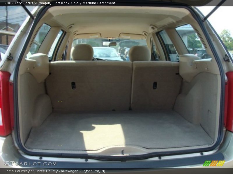  2002 Focus SE Wagon Trunk