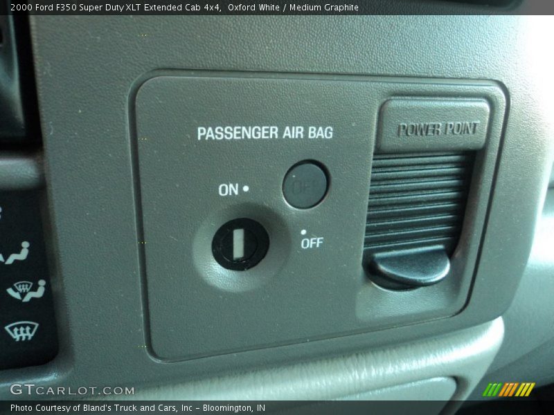 Oxford White / Medium Graphite 2000 Ford F350 Super Duty XLT Extended Cab 4x4