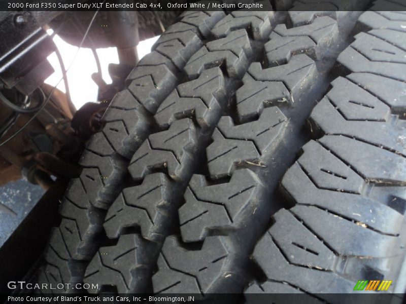 Oxford White / Medium Graphite 2000 Ford F350 Super Duty XLT Extended Cab 4x4