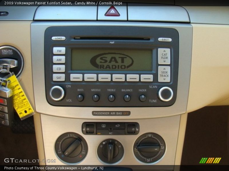 Candy White / Cornsilk Beige 2009 Volkswagen Passat Komfort Sedan