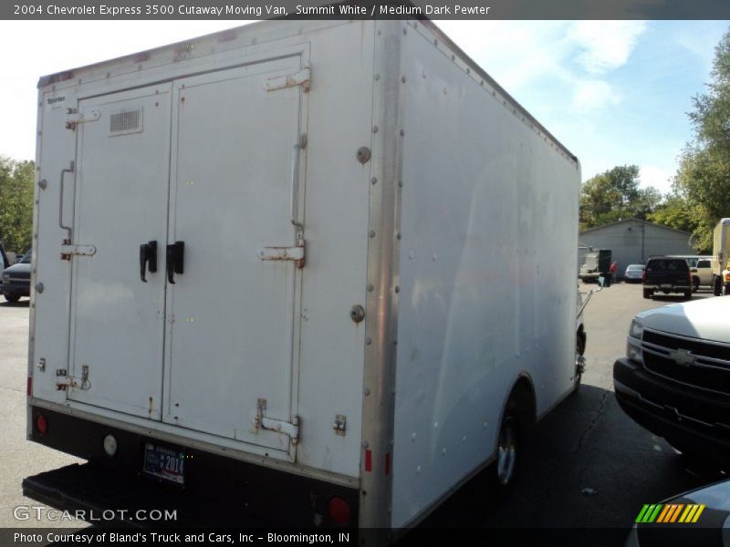 Summit White / Medium Dark Pewter 2004 Chevrolet Express 3500 Cutaway Moving Van