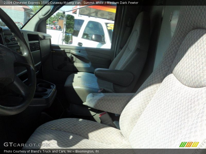 Summit White / Medium Dark Pewter 2004 Chevrolet Express 3500 Cutaway Moving Van