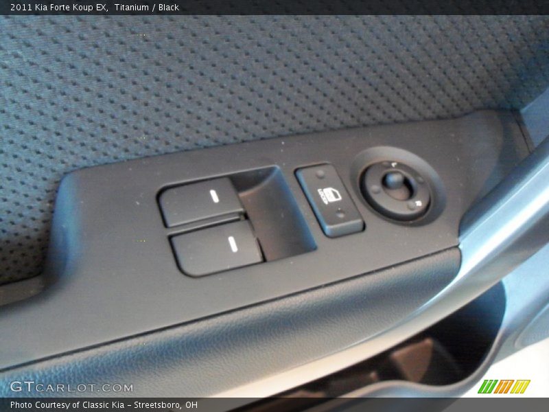 Titanium / Black 2011 Kia Forte Koup EX