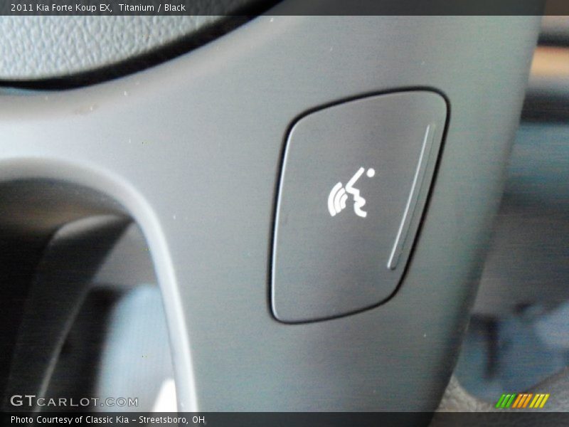 Titanium / Black 2011 Kia Forte Koup EX