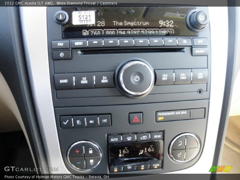 Audio System of 2012 Acadia SLT AWD