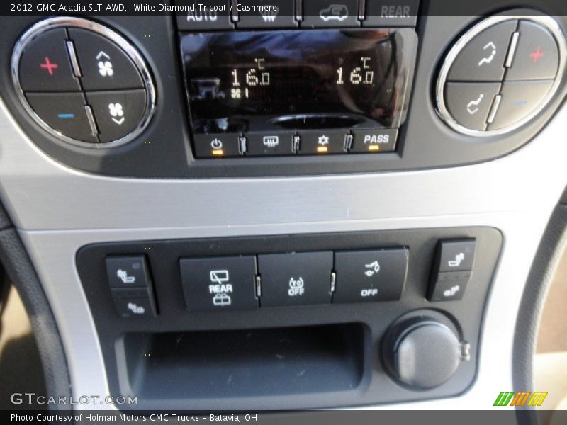 Controls of 2012 Acadia SLT AWD