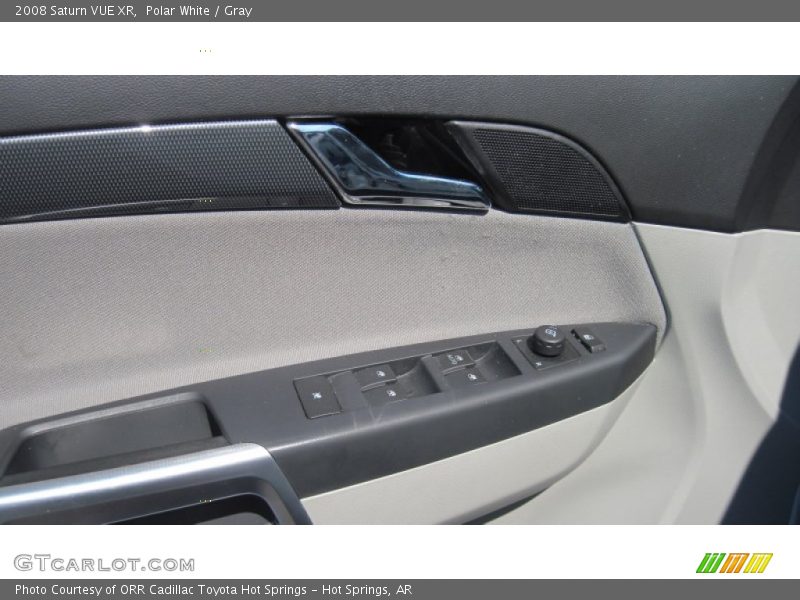 Polar White / Gray 2008 Saturn VUE XR