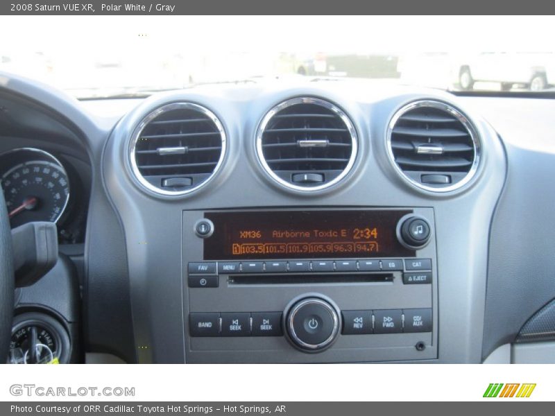 Polar White / Gray 2008 Saturn VUE XR