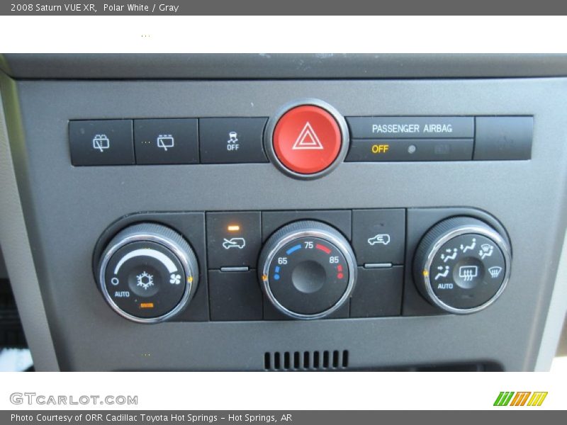 Polar White / Gray 2008 Saturn VUE XR