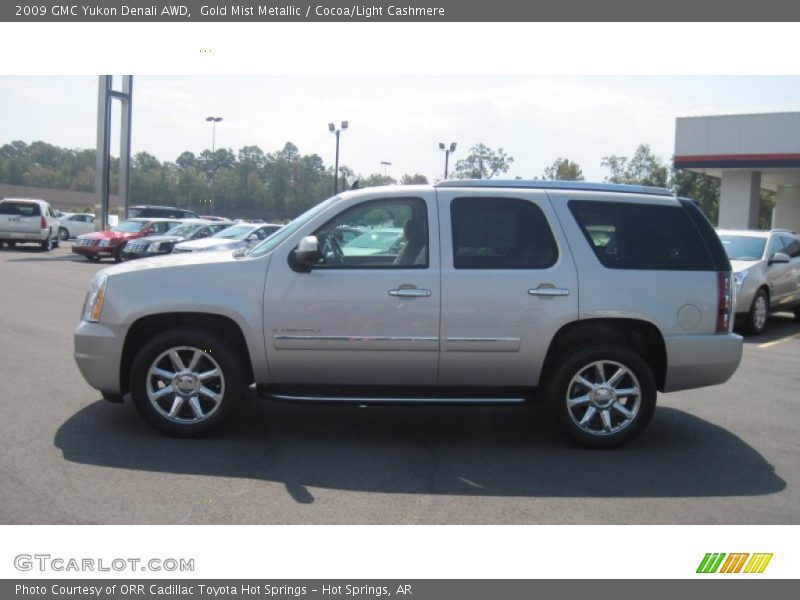 Gold Mist Metallic / Cocoa/Light Cashmere 2009 GMC Yukon Denali AWD