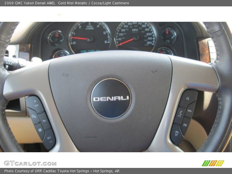 Gold Mist Metallic / Cocoa/Light Cashmere 2009 GMC Yukon Denali AWD